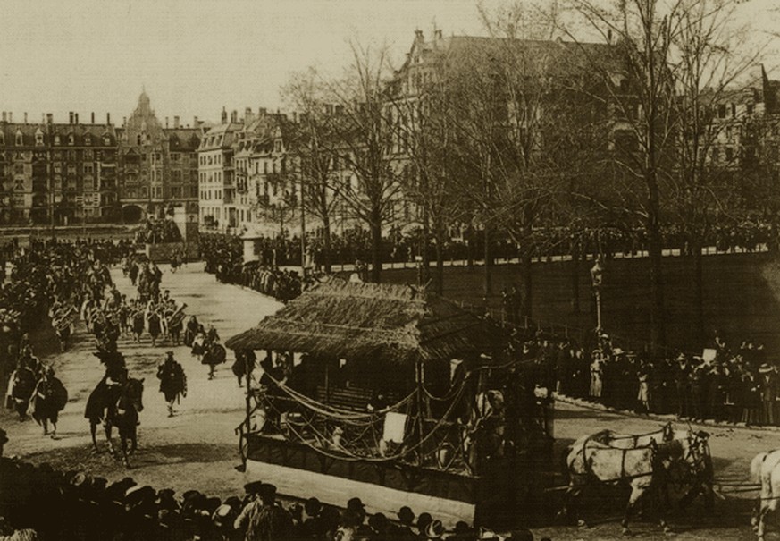 Der Bahnhof Enge 1910: Der erste Bahnhof wurde hier 1875 erbaut, aber dieser Bau steht nicht mehr.