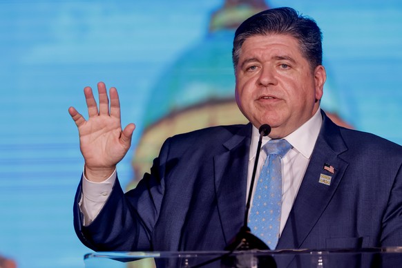 epa12429050 Democratic Illinois Governor JB Pritzker speaks at the Georgia Democratic Party&#039;s 2025 Carter-Lewis Dinner in Atlanta, Georgia, USA, 03 October 2025. Pritzker was the keynote speaker  ...