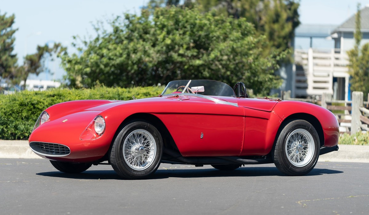 Ferrari 500 mondial series i 1954 https://www.goodingco.com/lot/1954-ferrari-500-mondial-series-i-spider/