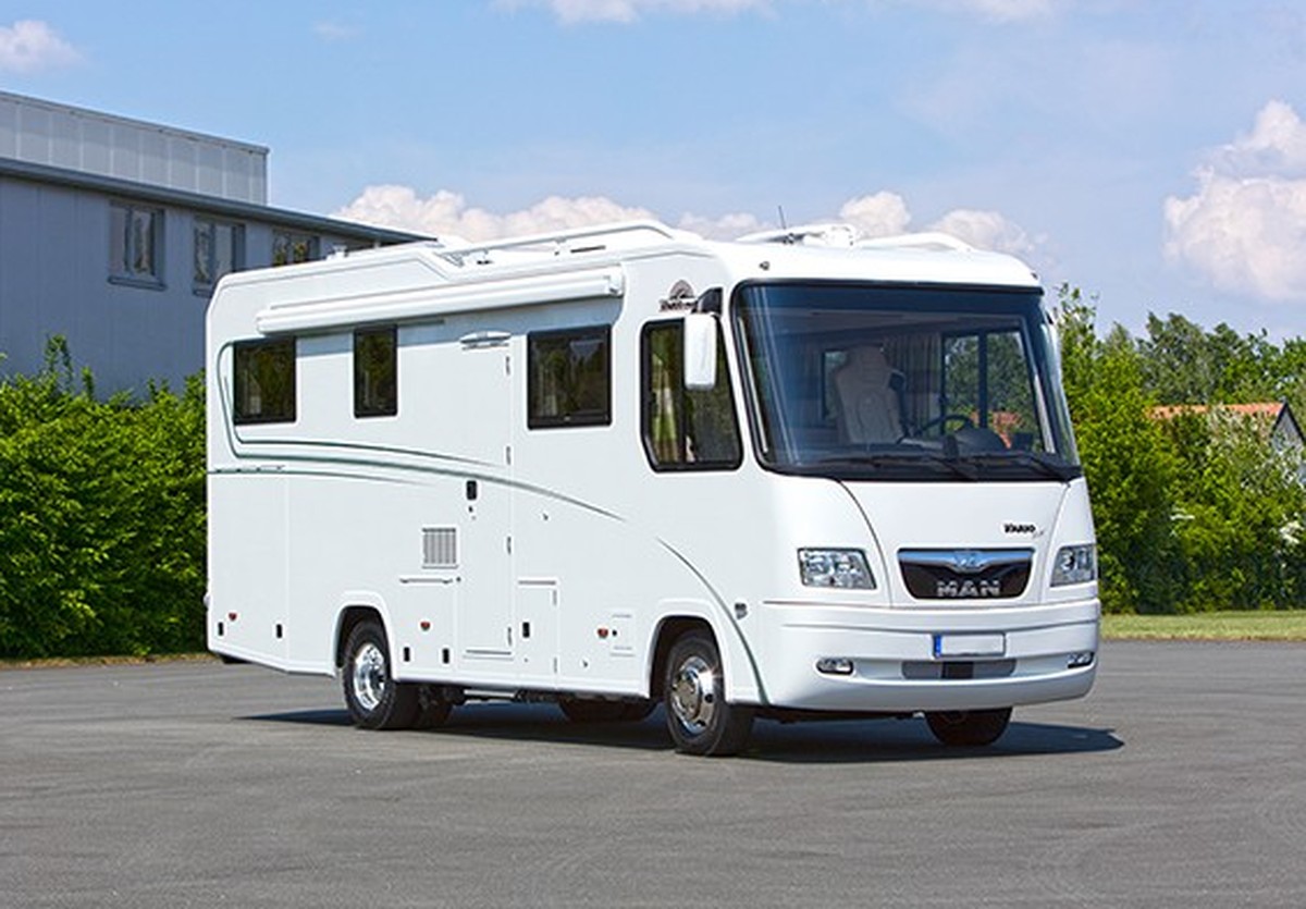 MAN Wohnmobil 
https://de.wikipedia.org/wiki/Wohnmobil#/media/Datei:2016_3080_9814_VARIO_Star_800_MAN_TGL_8220.jpg