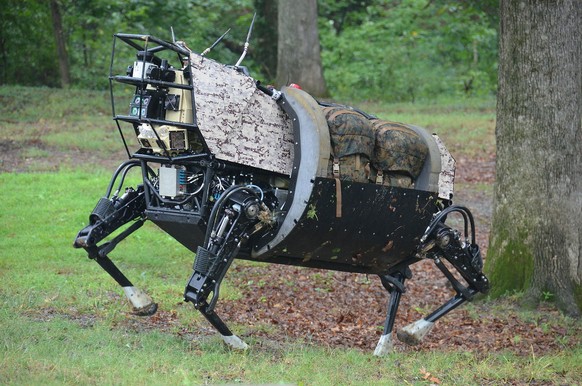 Legged Squad von Boston Dynamcis
https://de.wikipedia.org/wiki/Boston_Dynamics