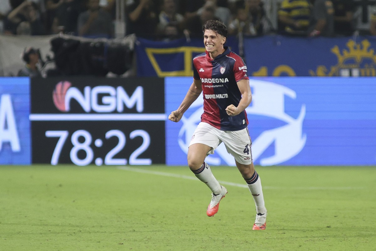 Alessandro Romano of Cagliari Calcio celebrates after scoring during the Parma Calcio vs Cagliari Calcio match in the 1st round of the Serie A Enilive 2026-27 season at Ennio Tardini stadium in Parma, ...