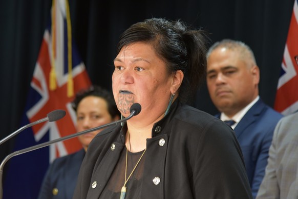 epa08792317 Nanaia Mahuta, who has been appointed as New Zealand&#039;s foreign minister, speaks during the announcement of the new New Zealand government cabinet in Wellington, New Zealand, 02 Novemb ...