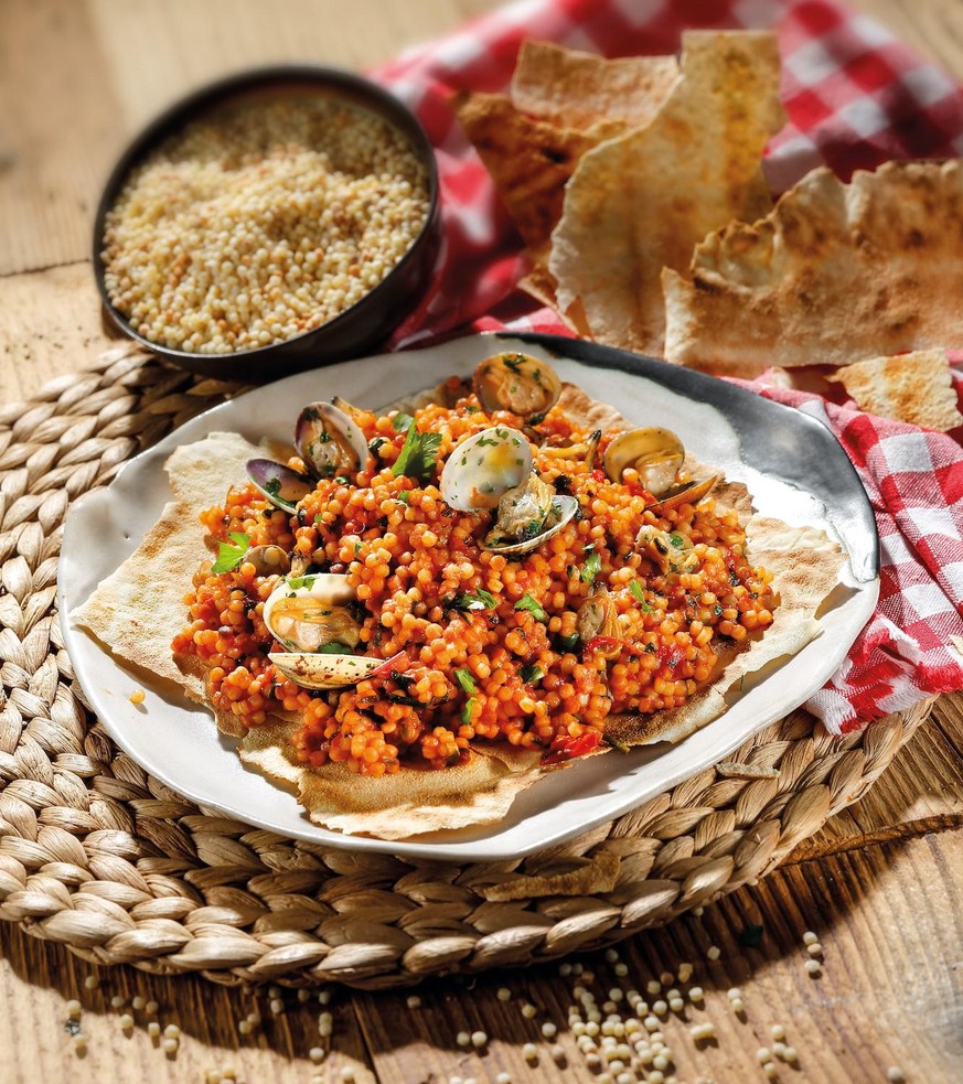 fregola sarda con arselle ricetta sarda Sardinien kochen essen food venusmuscheln