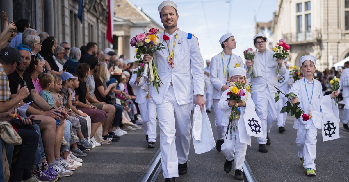 Wann läuft welche Zunft? Die Reihenfolge am Sechseläuten 2026