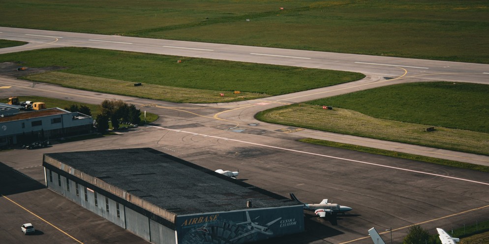 Letzten Samstag fand das erste Aero-Festival auf dem Gelände des Belper Flughafens statt.Das Elektrofestival war für die Veranstalter ein voller Erfolg.