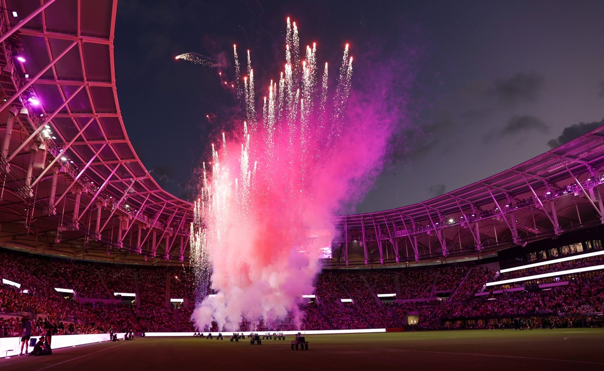 April 4, 2026, Miami, Florida, USA: A general view of a firework display seen at the NU Stadium prior to a MLS, Fussball Herren, USA soccer match between Inter Miami CF and Austin FC at NU Stadium in  ...