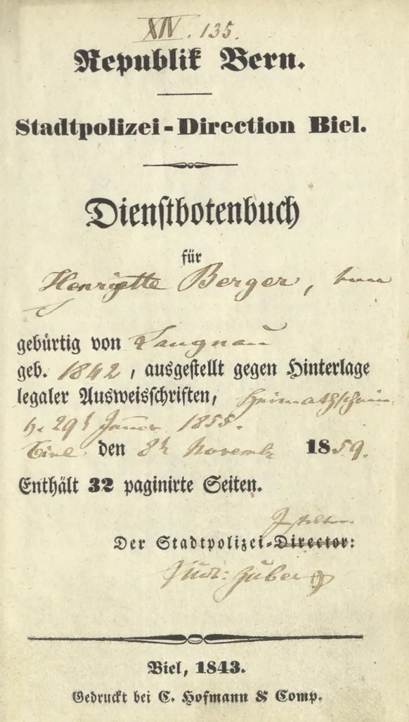 Das Dienstbotenbuch von Henriette Berger. Dieses von den Behörden ausgestellte Dokument war für Hausangestellte obligatorisch.