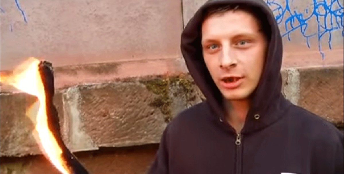 Für Nummer 3 gibt es zu wenig Bildung in Deutschland, wie er selbst zugibt.