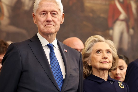 epa11839047 (L-R) Former U.S. President Bill Clinton, former U.S. Secretary of State Hillary Clinton and former U.S. President George W. Bush attend the inauguration of US President-elect Donald Trump ...