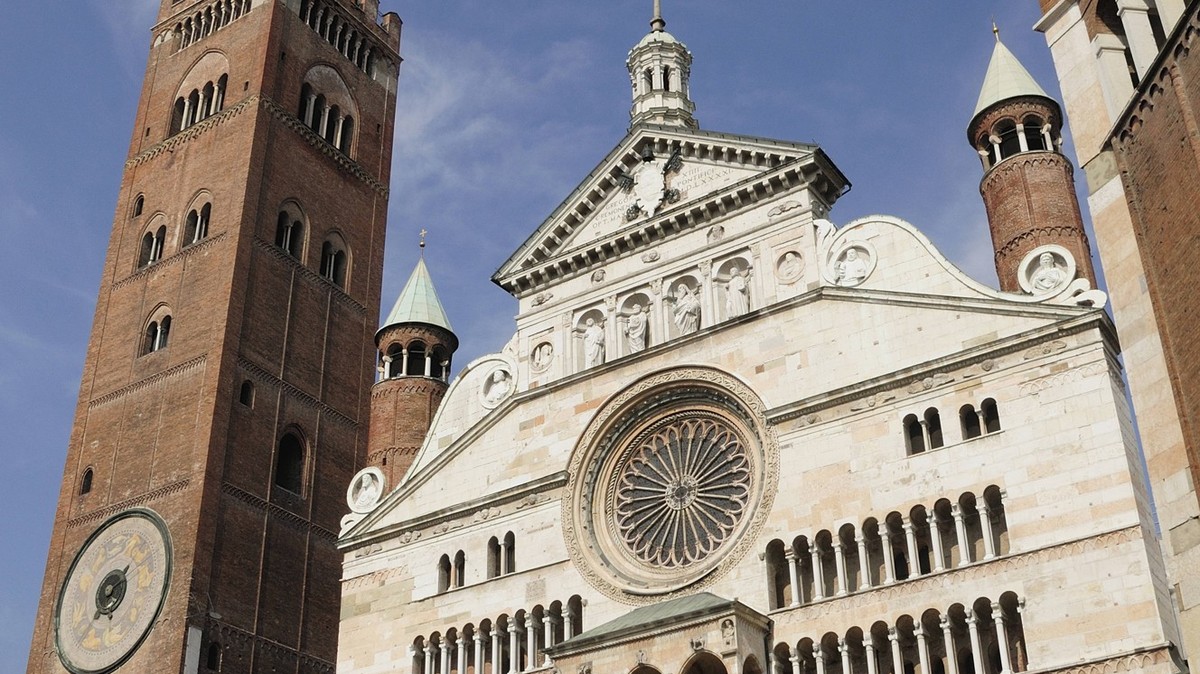 RECORD DATE NOT STATED Italy, Lombardy, Cremona, Duomo with belltower, Torrazzo. Italy, Lombardy, Cremona, Duomo with belltower, Torrazzo. Cremona Lombardy Italy EDITORIAL USE ONLY Copyright: x xMockf ...