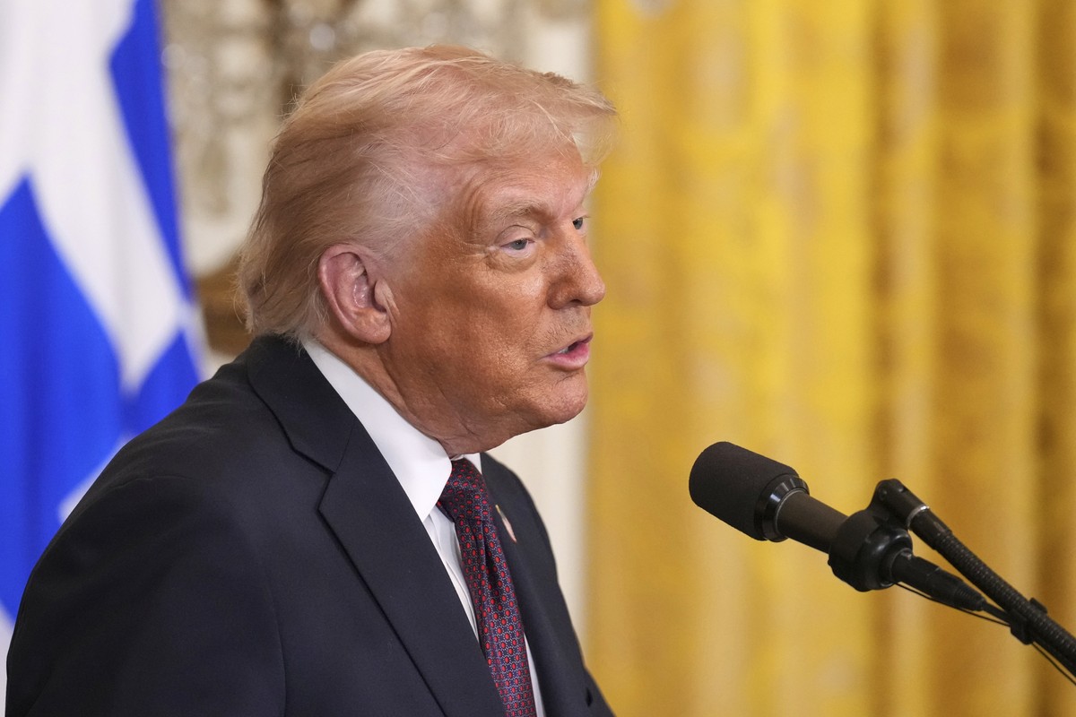 President Donald Trump speaks at a reception celebrating Greek Independence Day in the East Room of the White House, Monday, March 24, 2025, in Washington. (AP Photo/Jacquelyn Martin)
Donald Trump