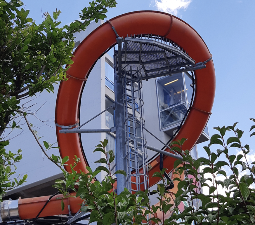 Booster Loop Aquaparc Le Bouveret wilde Rutschbahn