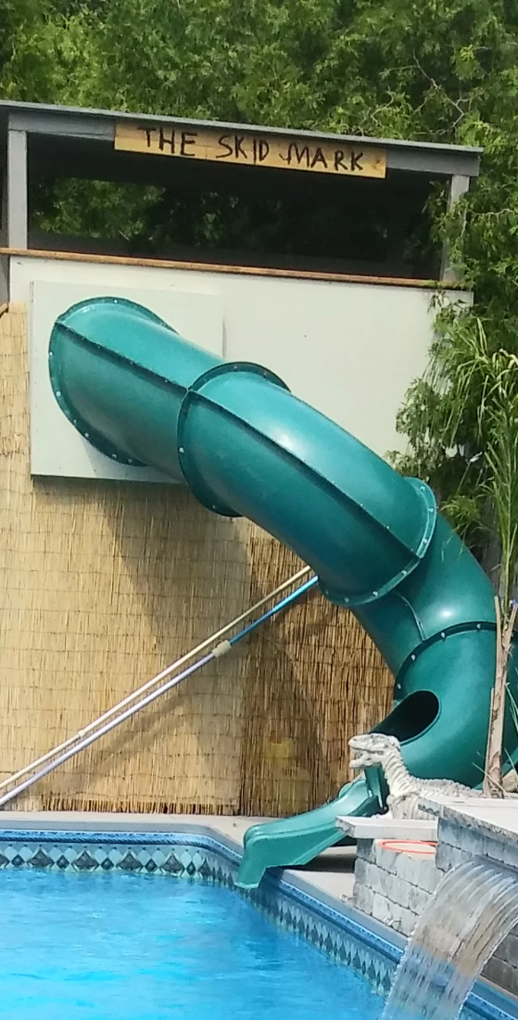 Faildienstag: Gefährliche Wasserrutsche