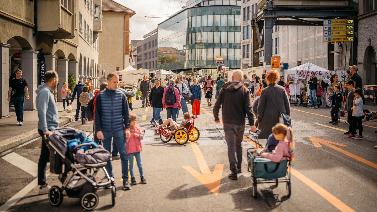 https://stadt.winterthur.ch/gemeinde/verwaltung/stadtkanzlei/kommunikation-stadt-winterthur/medienmitteilungen-stadt-winterthur/klimaloesungen-statt-autos-auf-der-technikumstrasse

Winterthur Techniku ...