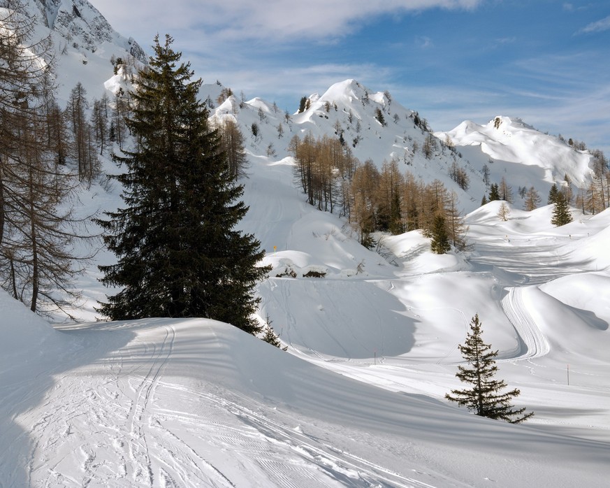 Rauszeit Kurze Winterwanderungen Airolo TI Pesciüm 453