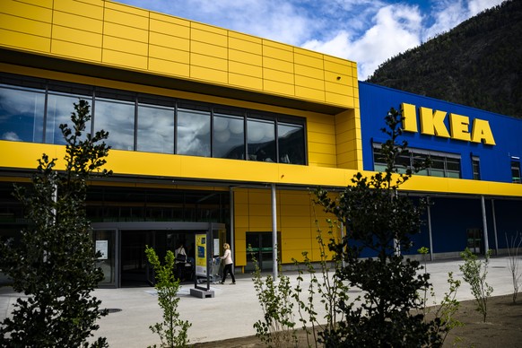Une vue du nouveau magasin Ikea, le premier en Valais le mercredi 10 avril 2024 a Riddes. (KEYSTONE/Jean-Christophe Bott)
