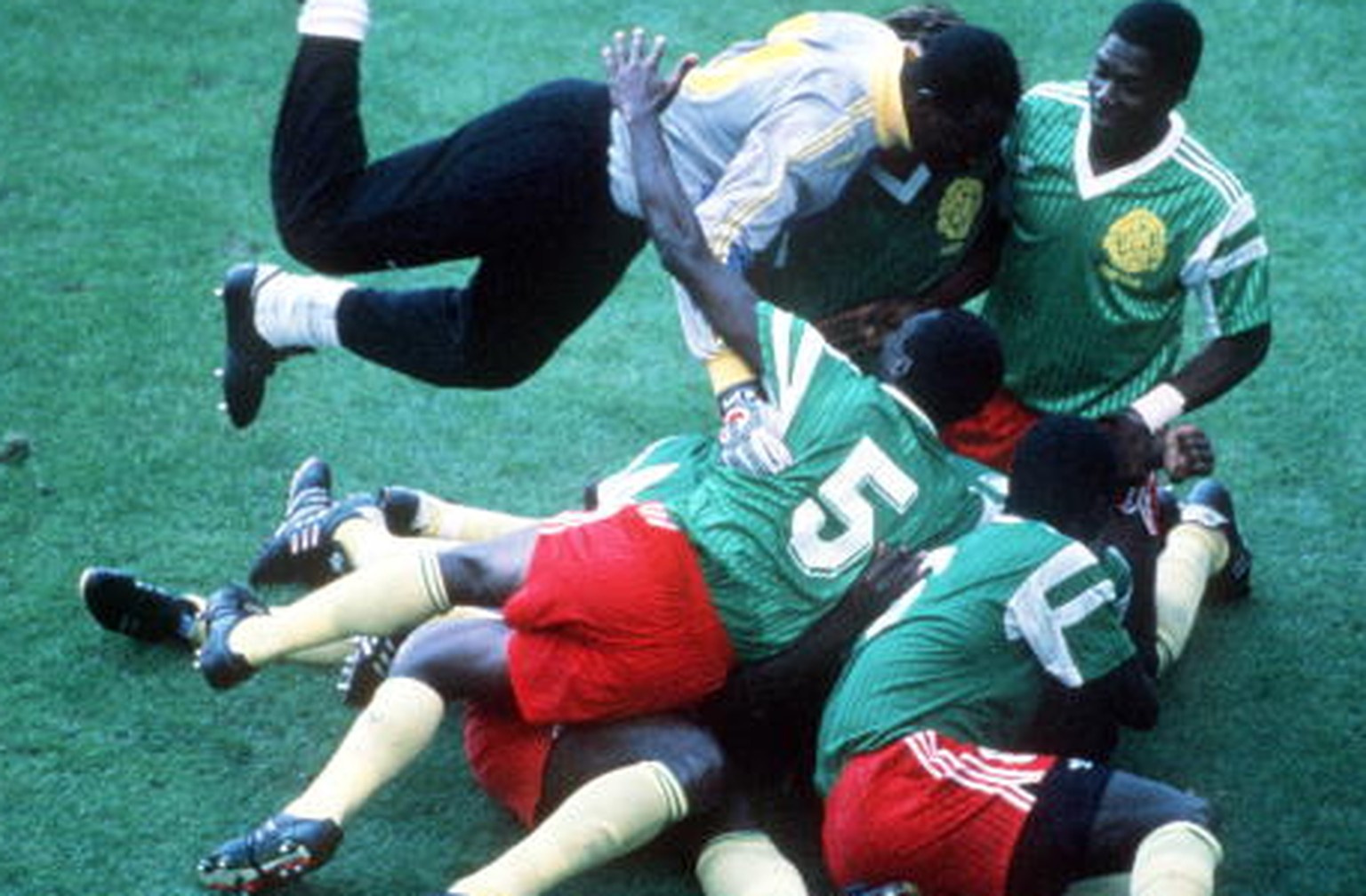 Exot Kamerun eröffnet die WM mit einem Paukenschlag – und ei
