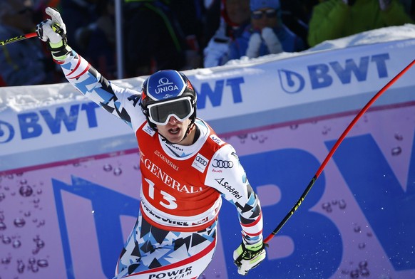 Alpine Skiing - FIS Alpine Skiing World Cup - Men&#039;s Super G - Kitzbuehel, Austria - 20/01/17 - Matthias Mayer of Austria reacts at the finish line. REUTERS/Leonhard Foeger