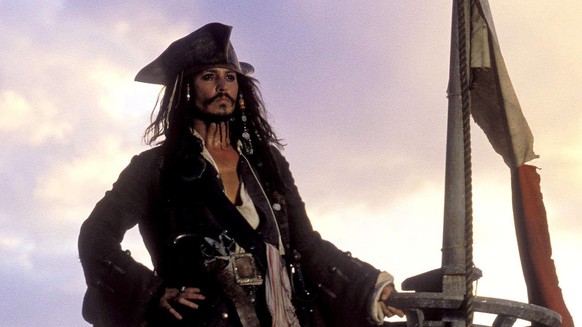 johnny depp als jack sparrow in fluch der karibik