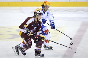 Picard im Zweikampf mit ZSC-Topskorer Roman Wick.