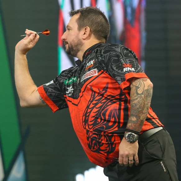 01/01/2026. 2025/26 World Darts Championship Jonny Clayton during the 2025/26 Paddy Power World Darts Championships at Alexandra Palace, London, United Kingdom on 1 January 2026. Editorial use only ,  ...