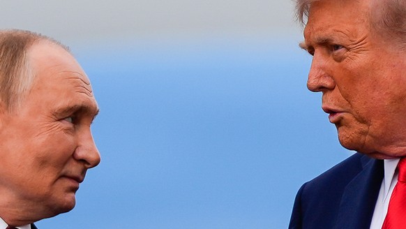 President Donald Trump and Russia&#039;s President Vladimir Putin talk, Friday, Aug. 15, 2025, at Joint Base Elmendorf-Richardson, Alaska. (AP Photo/Julia Demaree Nikhinson)
Pictures of the Week Globa ...