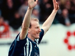 Moser 1997 als Torschütze des FC Luzern.