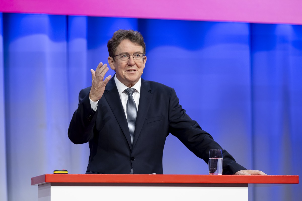 Albert Rösti participera au premier sommet international sur la sécurité de l'IA.