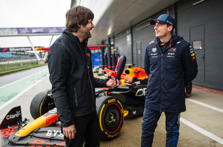 Hogenbirk, Verstappen and the new drone.