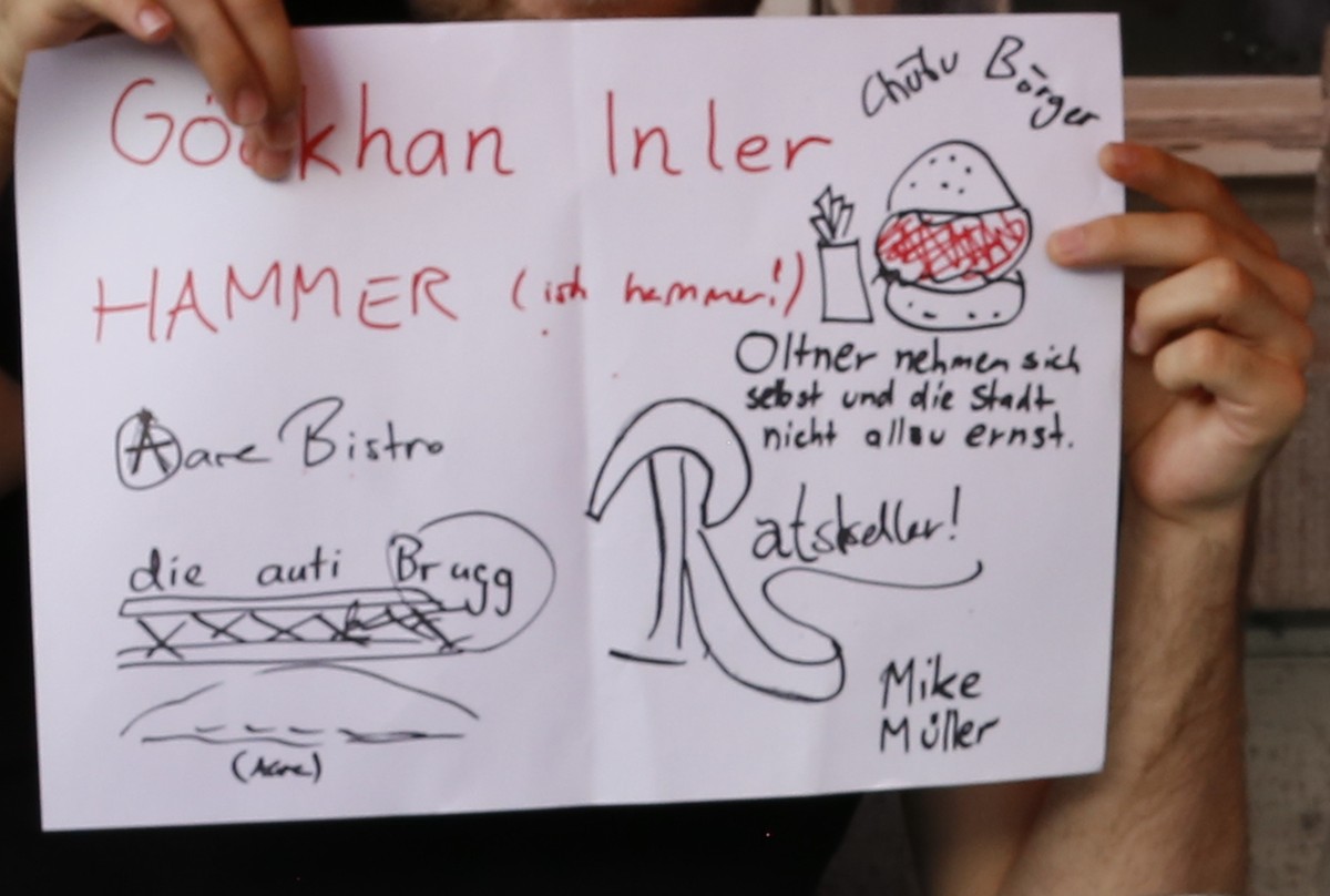Nein, er hat überhaupt keinen Rechtschreibfehler gemacht.