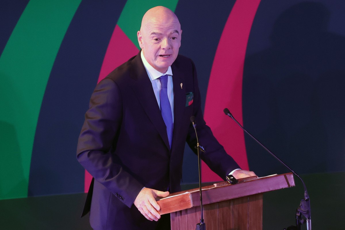 epa12857966 FIFA President Gianni Infantino speaks during the opening of the 'Epic Album' exhibition in Mexico City, Mexico, 28 March 2026. Infantino says being in Mexico feels special, noti ...