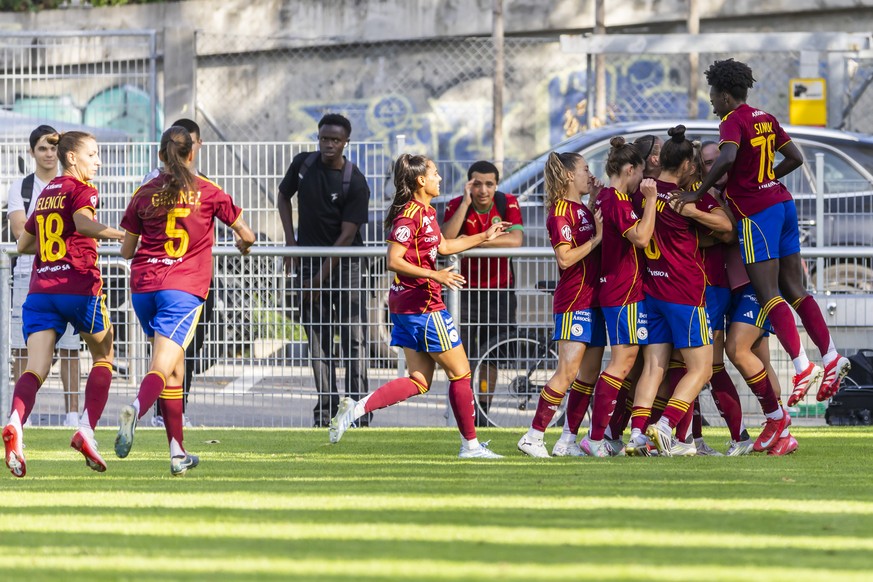 Servette&#039;s players celebrate their goal after scoring the 1:0, during the Womens Super League soccer match of Swiss Championship between Servette FC Chenois Feminin and St-Gallen, at the Stade d ...