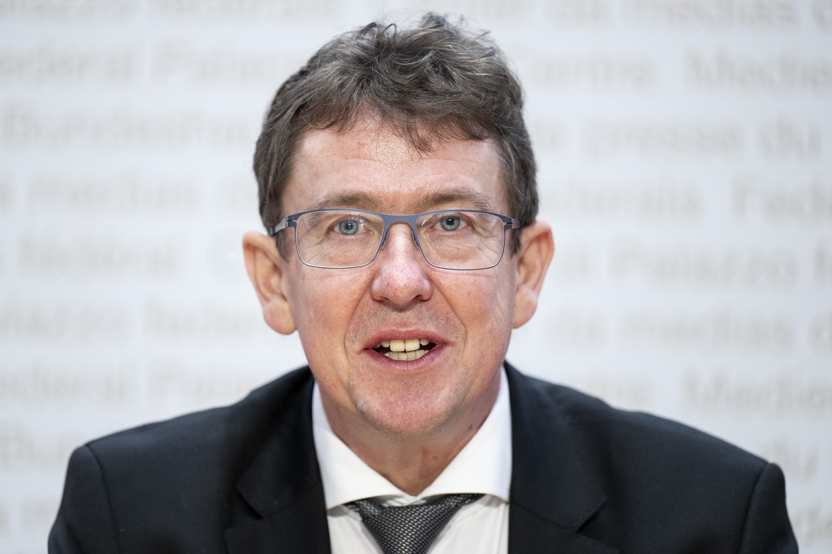 Der neugewaehlte Bundesrat Albert Roesti, SVP-BE, spricht nach seiner Wahl an einer Medienkonferenz, am Mittwoch, 7. Dezember 2022, in Bern. (KEYSTONE/Peter Schneider)