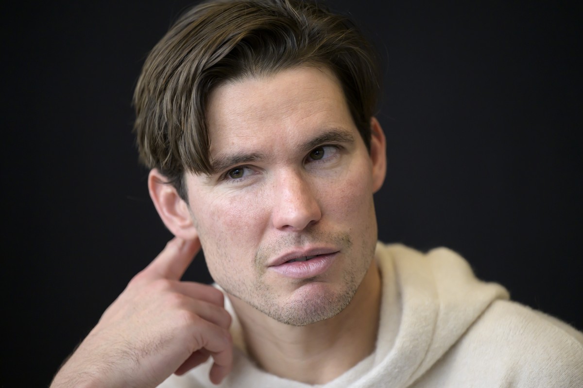 Marwin Hitz, Torhueter beim FC Basel 1893, bei einem Interview in Basel, am Dienstag, 19. November 2024. KEYSTONE/Georgios Kefalas)