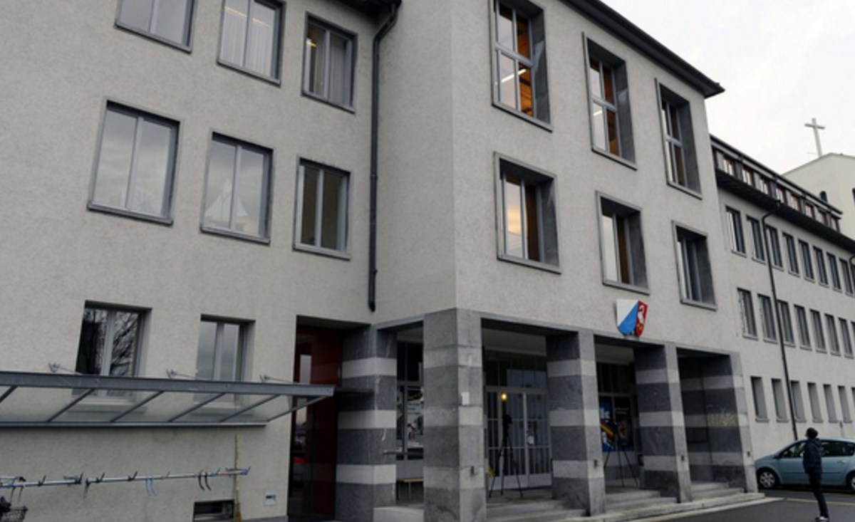 Bezirksgericht Horgen: Hier findet der Prozess gegen die beiden Angeklagten im Tötungsfall Hochweid statt.