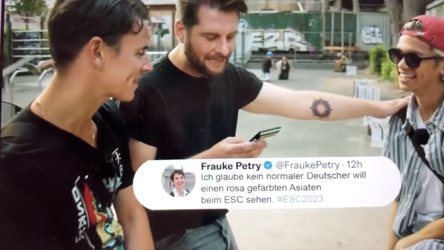 Gajda (Mitte), Nguyen (rechts) und der umstrittene Post.