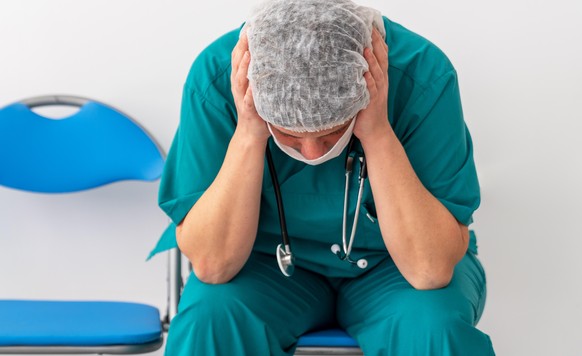 doctor, pflege, pflegepersonal, arzt, ärztin, chirurg, medizin, spital, operation,