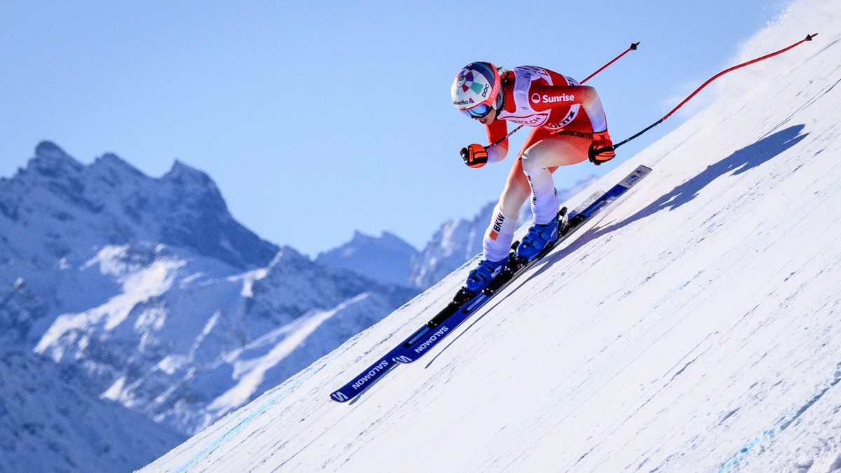 Michelle Gisin of Switzerland in action during the women's downhill race at the FIS Alpine Ski World Cup, in St. Moritz, Switzerland, Saturday, December 17, 2022. (KEYSTONE/Jean-Christophe Bott)