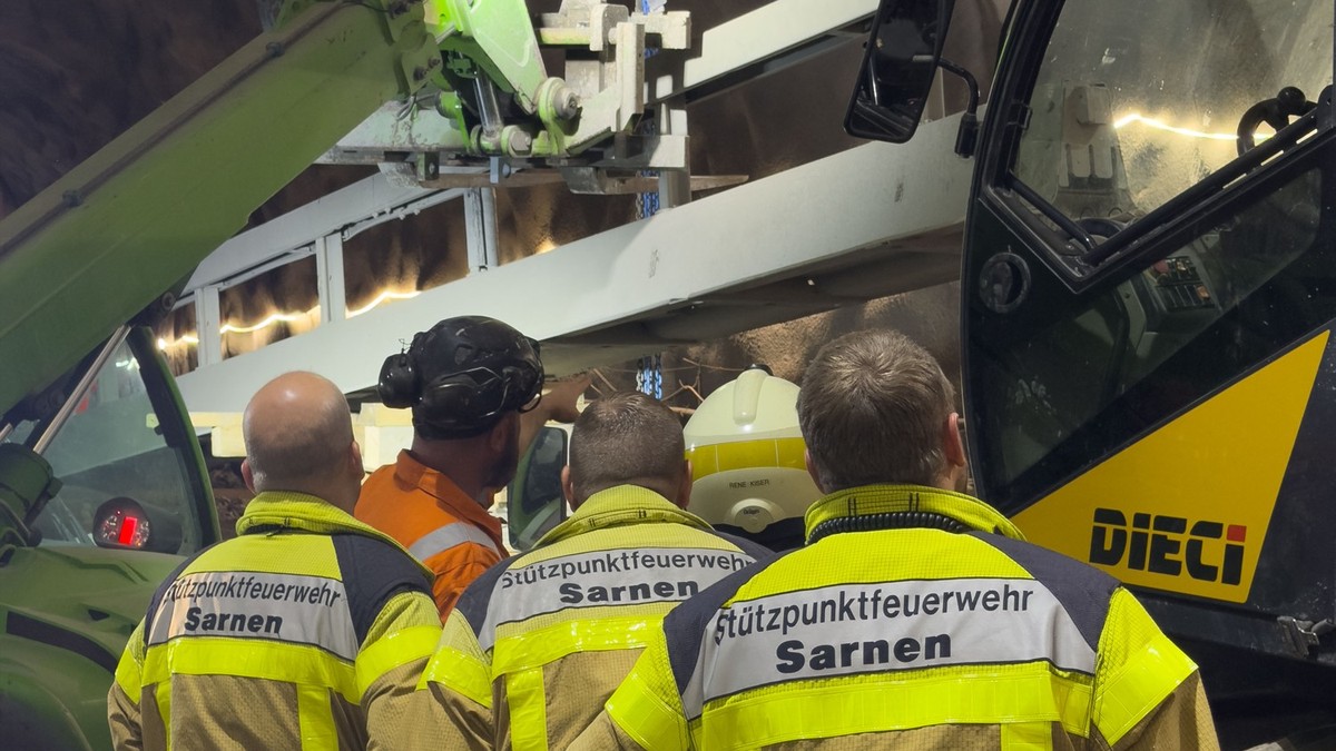 giswil-ow-unfall-auf-autobahn-baustelle-29-j-hriger-bauarbeiter-stirbt