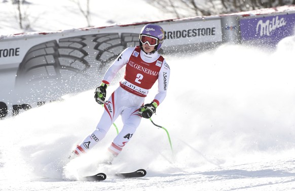 Austria&#039;s Anna Veith completes an alpine ski, women&#039;s World Cup super-G, in Val d&#039;Isere, France, Sunday, Dec. 17, 2017. (AP Photo/Marco Tacca)