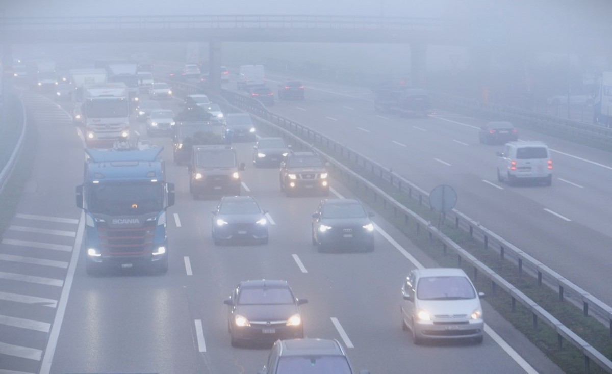 Autofahrer, Pendler und Anwohner in Kirchberg und auf der A1 Kirchberg bis Bern Wankdorf sagen, was sie vom geplanten Autobahnausbau halten, über den die Schweiz am 24. November 2024 abstimmen wird.