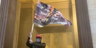 Die umstrittene Online-Hass-Plattform Parler plant ein Comeback