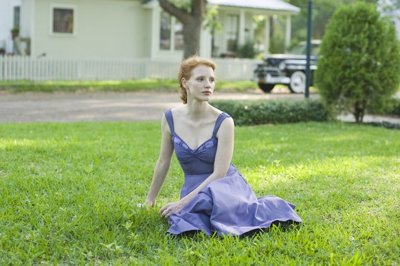 JESSICA CHASTAIN in THE TREE OF LIFE (2011), directed by TERRENCE MALICK. PUBLICATIONxNOTxINxGERxFRAxESP Copyright: xPLANxBxENTERTAINMENTx/xAlbumx alb1682318 EDITORIAL USE ONLY