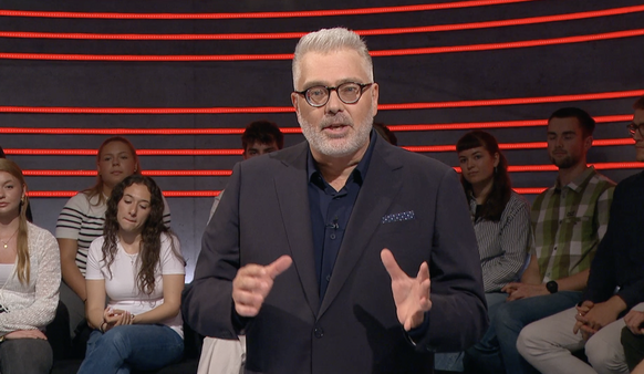 Sandro Brotz mit Brille