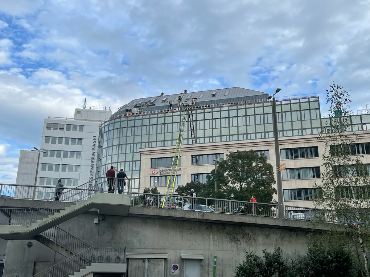 Brand Firmengebäude Basel