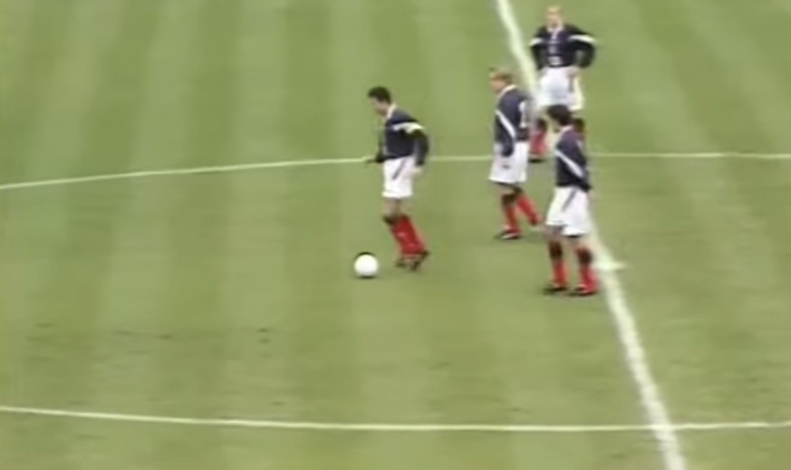 09.10.1996: Schottland spielt in Estland gegen sich selber und wird von der «Tartan Army» lautstark gefeiert