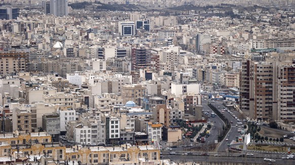 A view of the city of Teheran, Iran, Sunday, February 28, 2016. Swiss President Johann N. Schneider-Ammann attends a three-day-visit to Iran, accompanied by an economic and scientific delegation. (KEY ...
