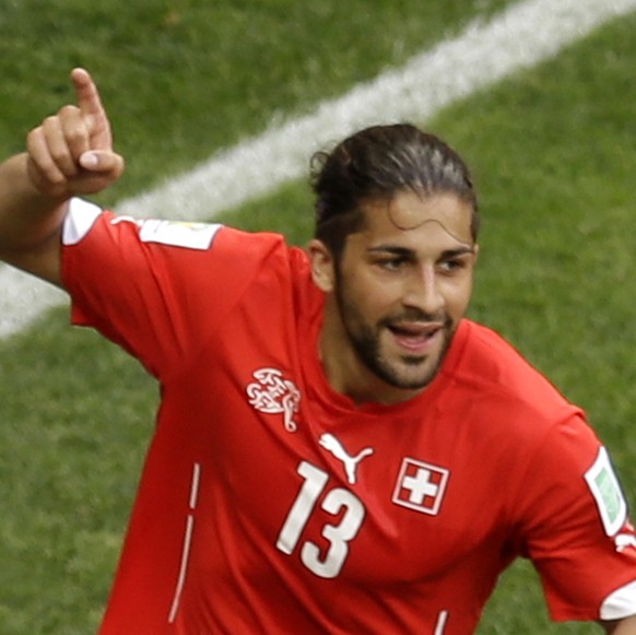 Switzerland&#039;s Haris Seferovic, front, celebrates with his teammate Ricardo Rodriguez after scoring his side&#039;s second goal during the group E World Cup soccer match between Switzerland and Ec ...