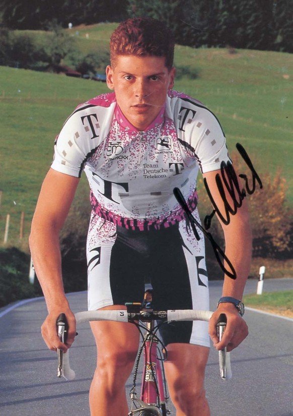 Ein Engel für Hansi: Typähnliches Autogramm von Jan Ullrich.